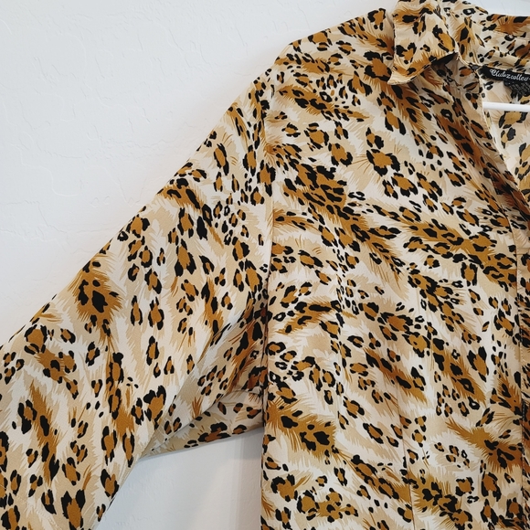 💕 Club Z Collection Cheetah Animal Print Top Size 2X - Picture 5 of 16